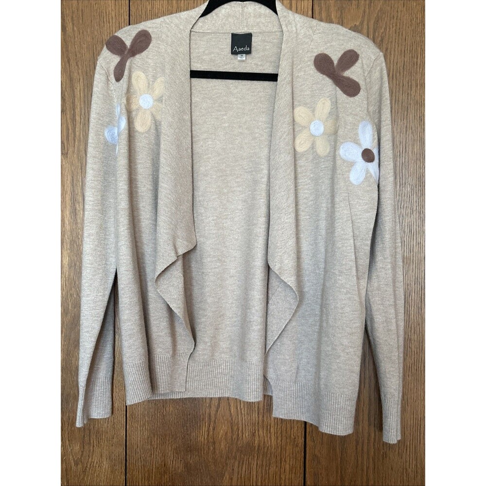 Aaeda Women's Size M Beige Floral Cardigan, Boho, Cottage